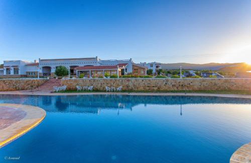 Derdara House | Comfortable Bungalow Room with Pool Access at El Cortijo