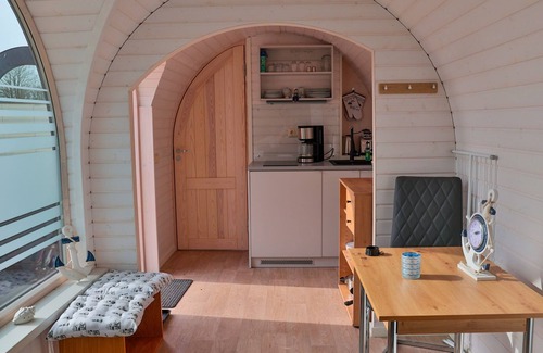 Gutzkow House | Cozy Bungalow for 2 with Ocean View in Gützkow