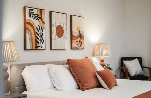 Leander House | Perfect Bungalow Get Away with Family-Friendly Amenities