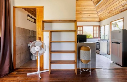 Moorea-Maiao House | Relax at Bungalow Hiana - Private Beach with Lagoon View