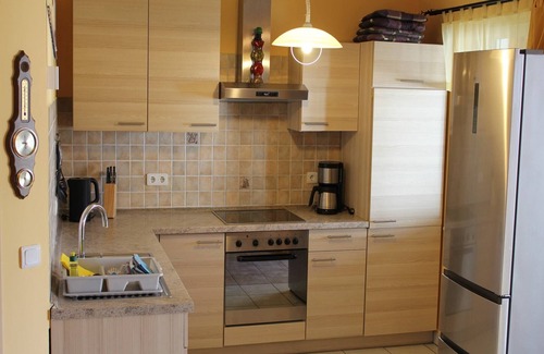 Rethwisch House | Charming Bungalow in Börgerende-Rethwisch with Spa Access
