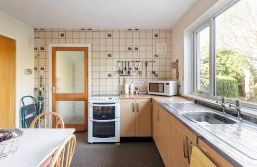 Fochabers House | Accessible Bungalow in Beautiful Spey Bay, Moray