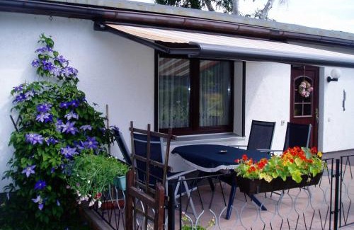 Hasselfelde House | Pet-Friendly Retreat at Bungalow Krebs for Families