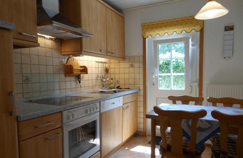 Wittduen Apartment | Ocean View Bungalow-Lerchennest: 4-Star Family Retreat