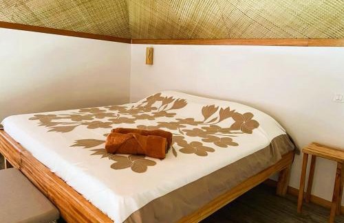 Teahupoo Apartment | Unforgettable Bungalow Miri with Private Beach & Ocean View