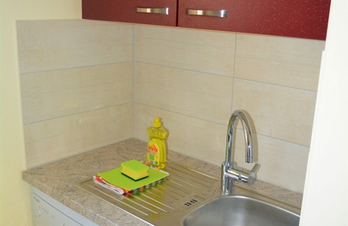 Muritz House | Lakefront Bungalow "Morgenrot": Rated 10/10 and Family-Friendly