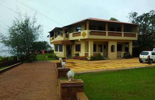 Mahabaleshwar House | Discover Rutubandha Bungalow for Your Next Getaway