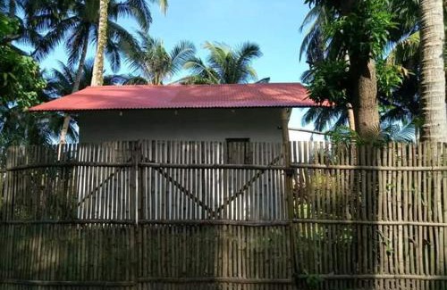 Cauayan House | Beachfront Bungalow with Ocean View & Sunset Relaxation