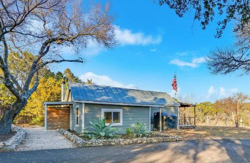 Wimberley House | Relax at Bungalow on the Bluff: Pet & Child Friendly Stay