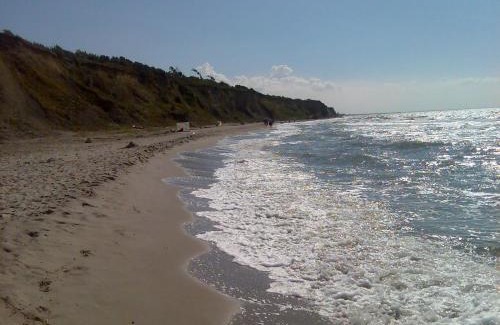 Ostseebad Ahrenshoop House | Oceanfront Bungalow in Ahrenshoop with Stellar Reviews