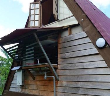 Temae House | Pet-Friendly Bungalow at Moorea Tavita Lodge - 8.8/10 Rating