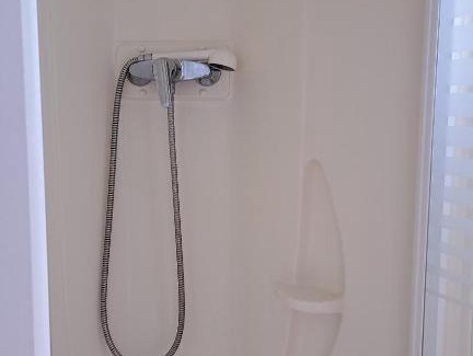 Burinhosa Ski Chalet | Relax at Bungalow T3 V - Family-Friendly Getaway Near Nazaré