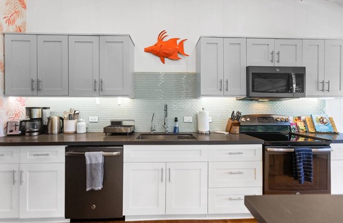 Kaanapali Cottage | Classic Beach Bungalow with Pool & Ocean Views Await You