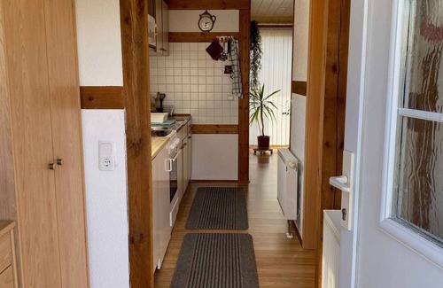 Gustow House | Cozy Bungalow with Ocean View and Spa Amenities