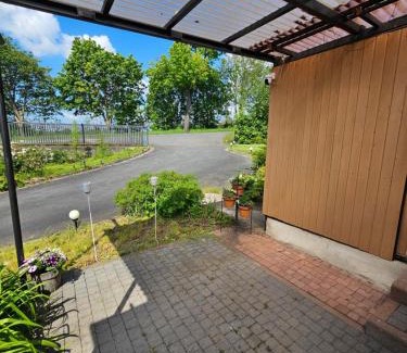 Hildburghausen Apartment | Family-Friendly Bungalow Zur langen Heide: Pet Welcome!