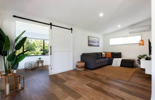 Gerroa House | Experience BUNGALOW1six: 4-Star Family-Friendly Escape