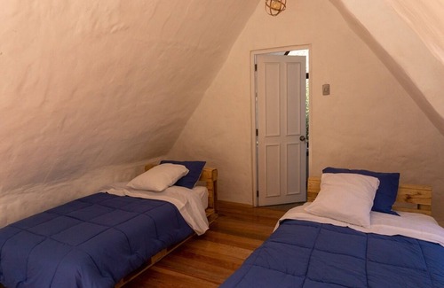 Cayma House | Discover Bungalows Arequipa: Family-Friendly with Pool Access