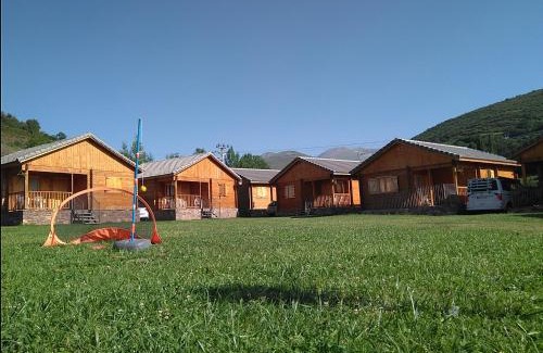 Laspaules Other | Pet-Friendly Bungalows Laspaúles with Spa and Pool Access