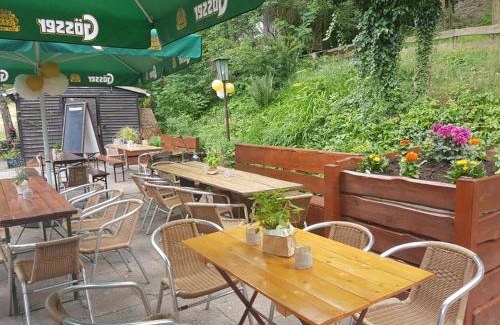 Toplitz House | Pet-Friendly Bungalows Zur Alten Fähre with Ocean View