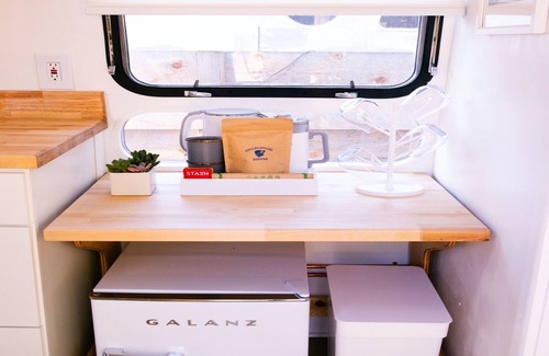 Pinetop House | Experience Bunk Camp Vintage Airstream: Family-Friendly Retreat