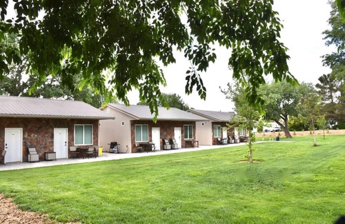 La Verkin Cabin | Experience Bunkhouse 11A with Kid-Friendly Amenities