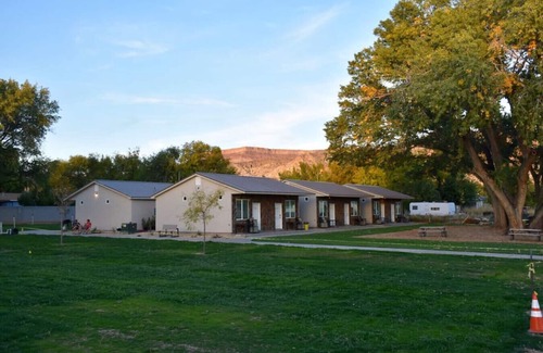 La Verkin Cabin | Experience Bunkhouse 11A with Kid-Friendly Amenities