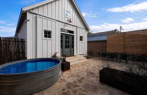 Comfort House | Escape to Bunkhouse on High - Your Private Sanctuary Awaits