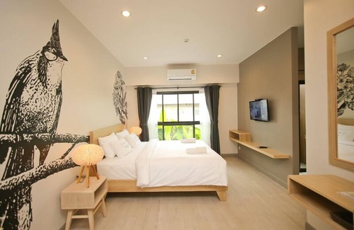 Pak Nakhon Hotel | Top-Rated Bunprasop Garden Hotel with Family-Friendly Amenities