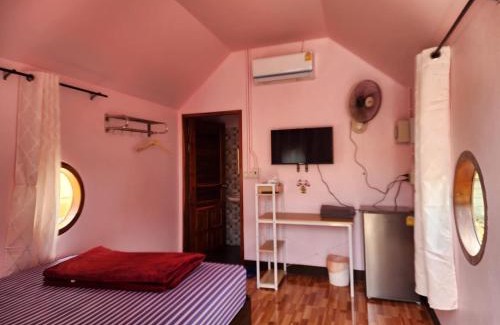 Nan House | Pet-Friendly Retreat at Bunrapee House - Rated 8.9/10