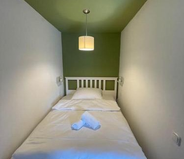 Dueren Apartment | Vibrant Stays Await You at Buntes Wohnen in Düren