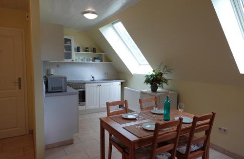 Angermuende Apartment | Family-Friendly Buntspecht Logis with High Guest Ratings