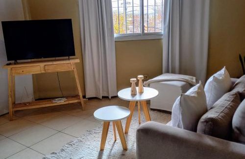 Dorrego Apartment | Family-Friendly Buona Vita Departamento in Alto Dorrego