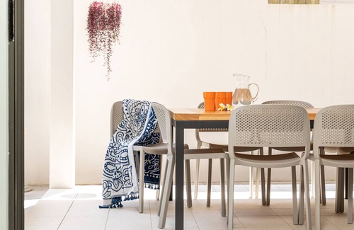 Blueys Beach House | Discover Buralo at Blueys Beach with Oceanfront Views