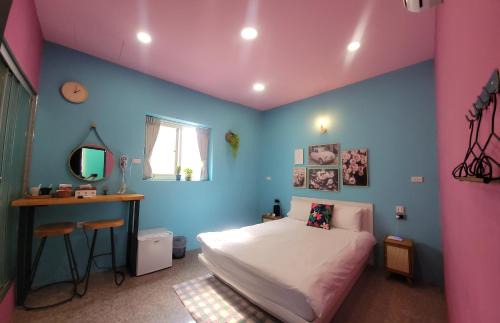 Zhushan House | Discover Burano: Child-Friendly Retreat with 9.3 Rating