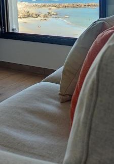 Burela Apartment | Oceanfront Burela Mariña Playa: Rated 9.5 by Guests