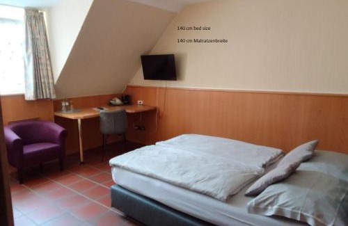 Wassenberg Hotel | Discover Burg Wassenberg: 4-Star Family-Friendly Retreat