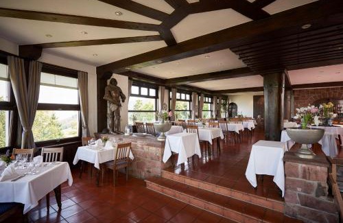 Buhl Hotel | Inviting Stay at Burg Windeck: Pet-Friendly & Spa Retreat