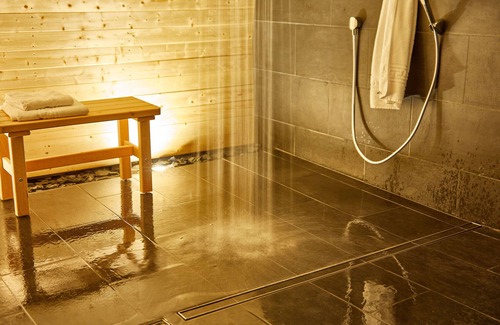 Historic Downtown Hotel | Experience Comfort at Burgblickhotel with Spa and Restaurant