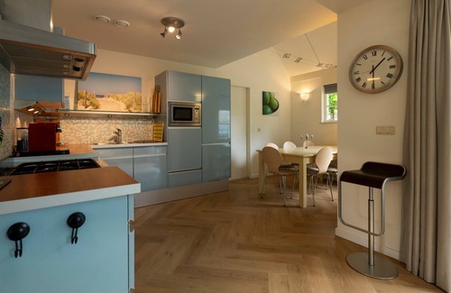 Westenschouwen Villa | Unique Burghduin 16 Farmhouse with Oceanfront Bliss
