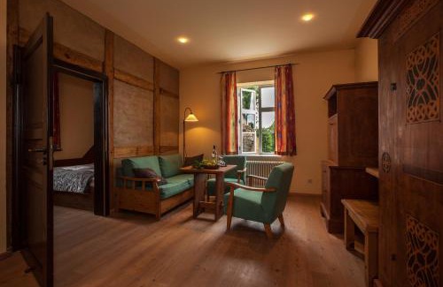 Burg Stargard Hotel | Discover Burghotel Stargard: A Pet-Friendly Retreat