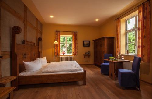 Burg Stargard Hotel | Discover Burghotel Stargard: A Pet-Friendly Retreat