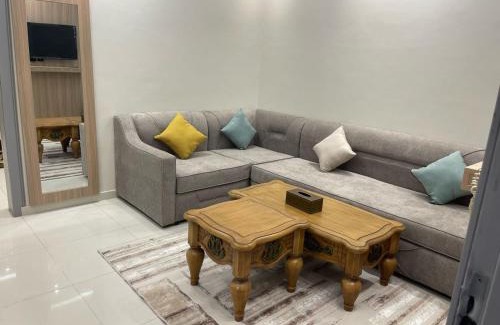 Abu Arish Apartment | Burj Al Hayat Furnished Apartment 2 - Abu Arish