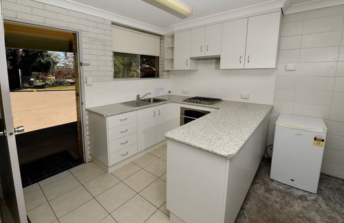 Moree Hotel | Discover Burke and Wills Motor Inn: Family-Friendly Retreat