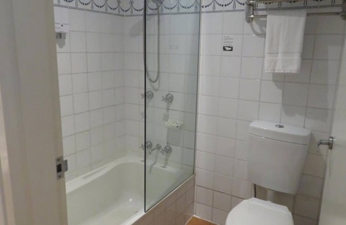 Mount Isa City Hotel | Discover Comfort at Burke and Wills Mt Isa Motel