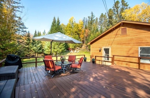 East Burke House | Unforgettable Burke Mtn Views with Pet-Friendly Access