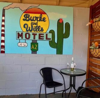 Mount Isa City Hotel | Discover Comfort at Burke & Wills Mt Isa - 4-Star Retreat