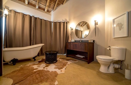 Salem Cabin | Top-Rated Burlington Bush Cottages with Family-Friendly Amenities
