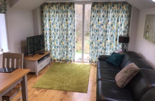 Stronachlachar House | Discover Burn View: 4-Star Family-Friendly Getaway