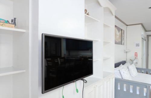 Baguio Apartment | Relaxing Burnham Place Leisure Stay for Families and Accessibility