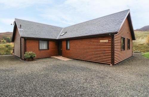 Foss House | Pet-Friendly Burnside Lodge: 4-Star Rated in Glengoulandie
